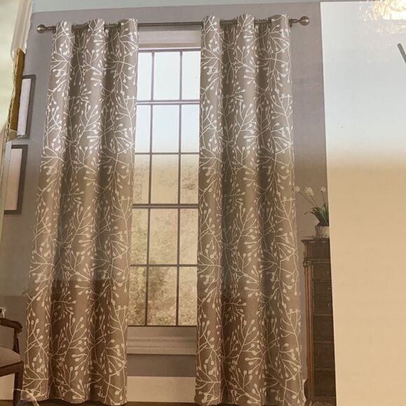 Biscayne Branches Grommet window panel 84 inches length by 40 inches wide - Picture 6 of 7